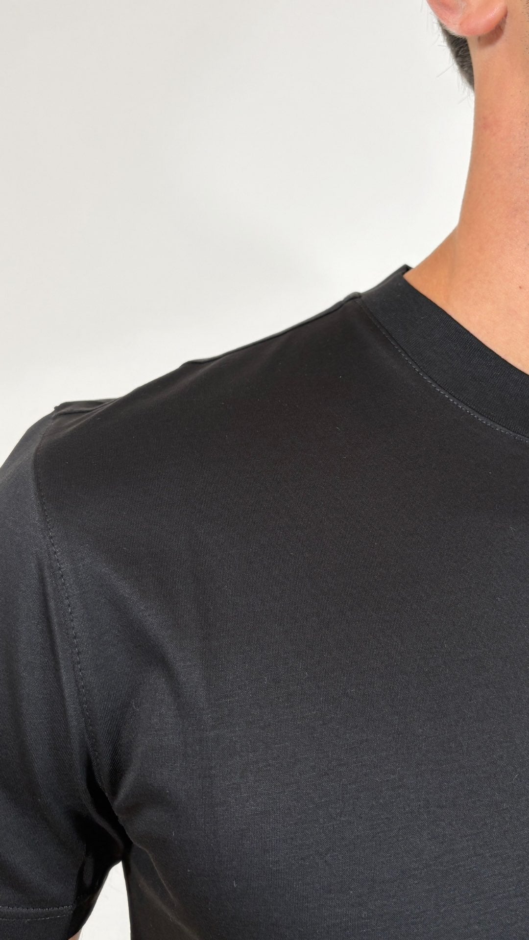 T-SHIRT IN COTONE PREMIUM- OUT/FIT