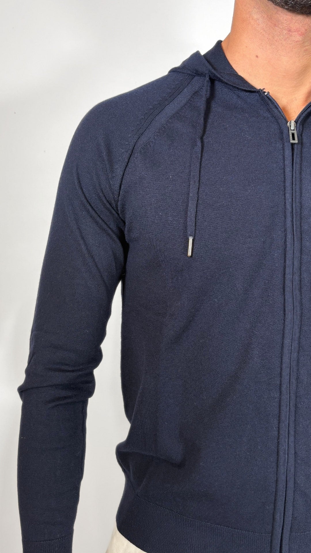 FELPA CON CAPPUCCIO IN MAGLIA - OUT/FIT