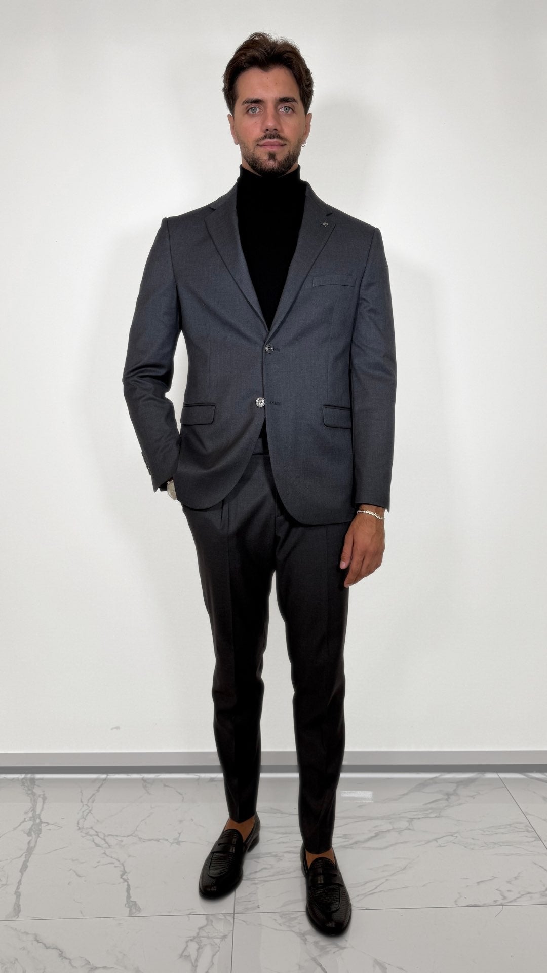 PANTALONE CON PINCES - ALESSANDRO GILLES