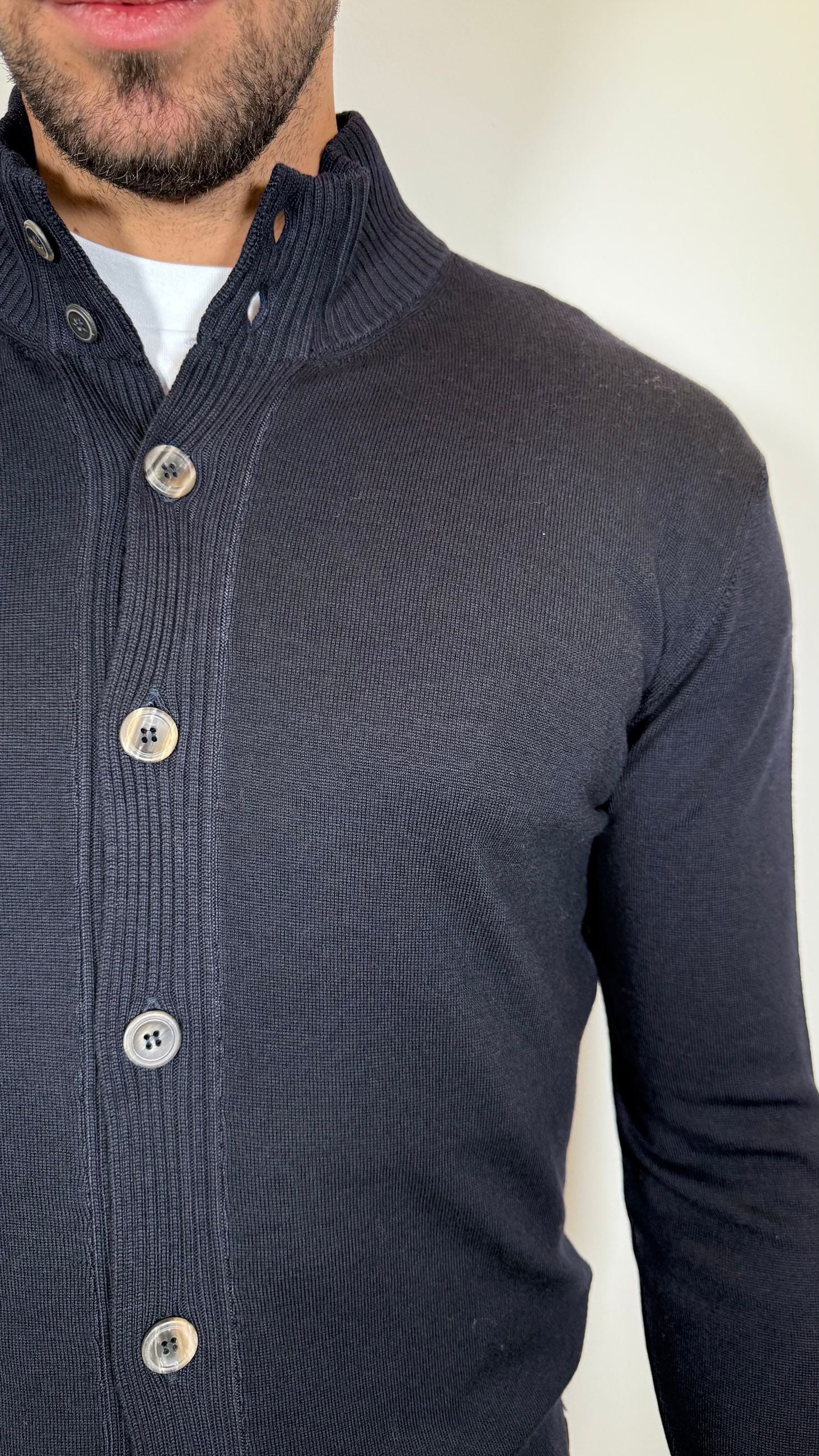 CARDIGAN CON BOTTONI IN PURA LANA - BLU