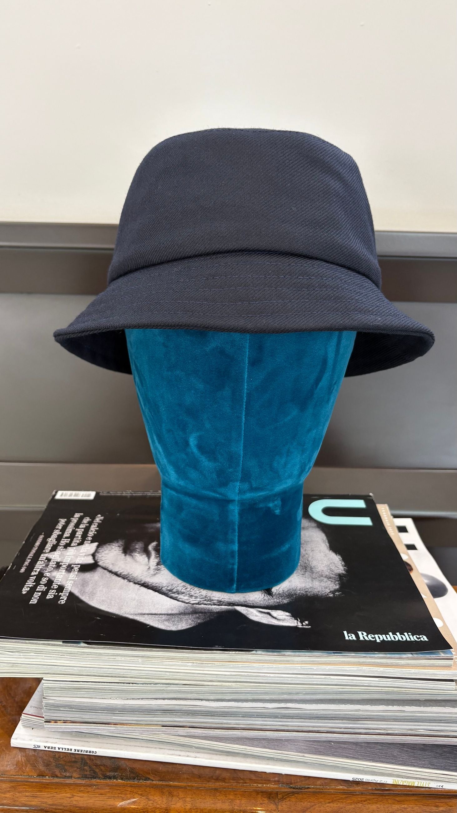CAPPELLO BUCKET IN LANA  - OUT/FIT