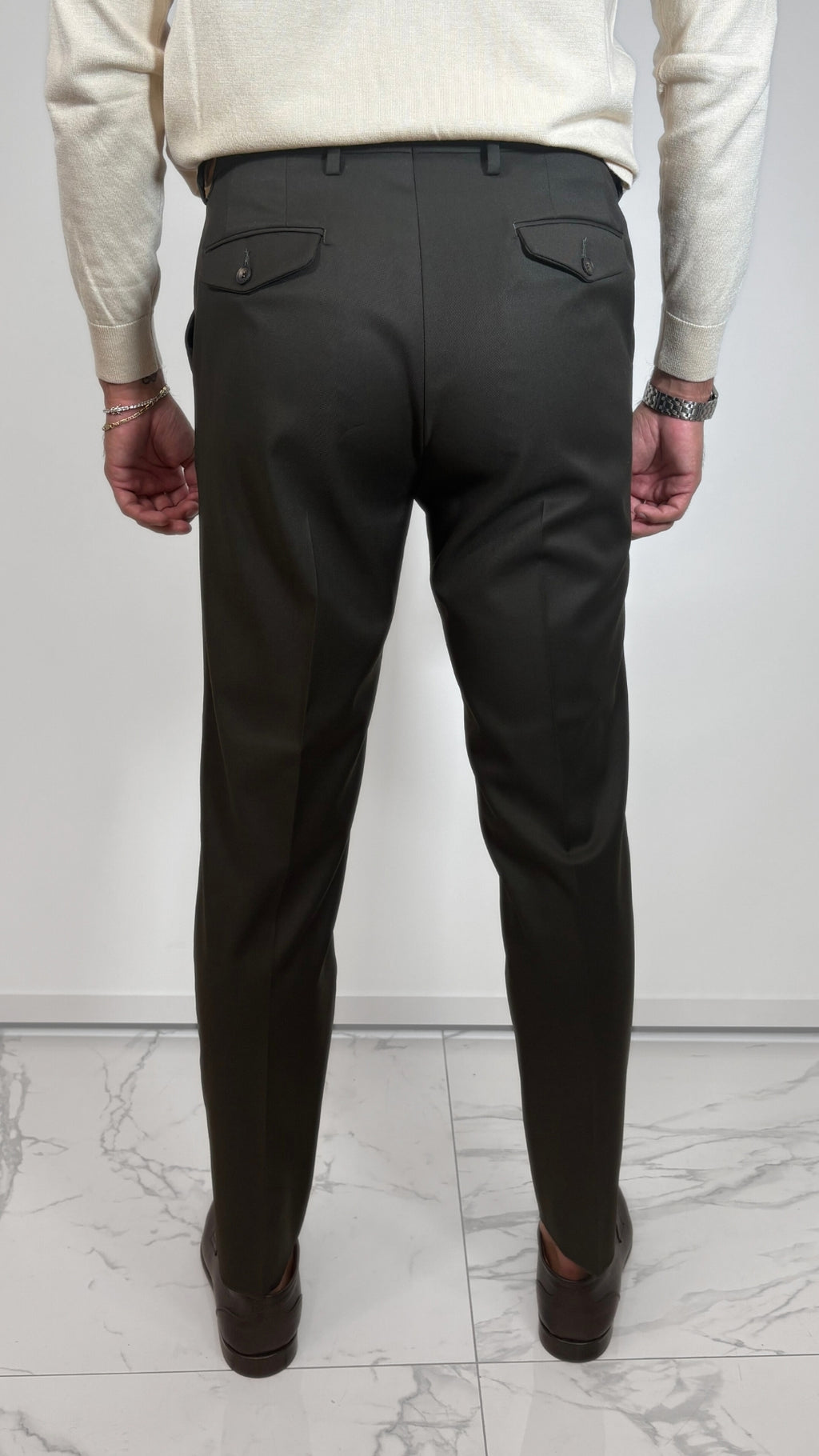 PANTALONE CON PINCES - ALESSANDRO GILLES