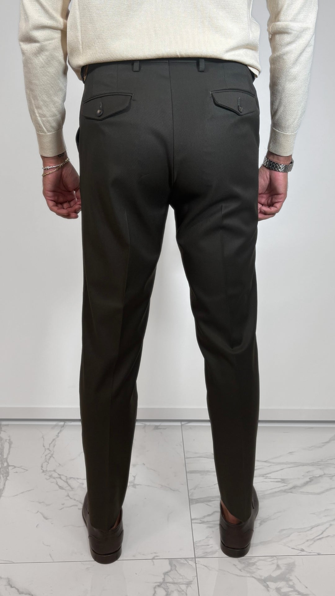 PANTALONE CON PINCES - ALESSANDRO GILLES